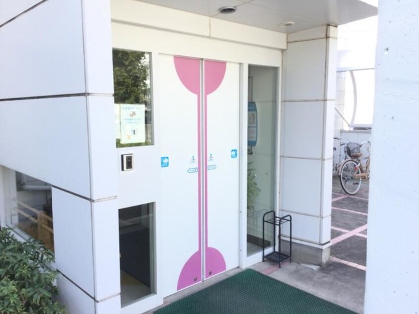 高畠小児科・アレルギー科医院 0.6km マーヴェラス・Ｎ