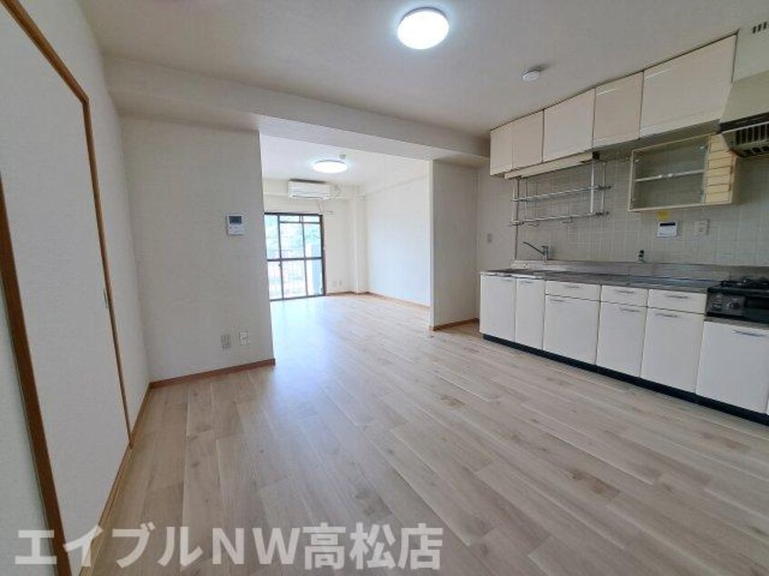  ロイヤルハイツ茜