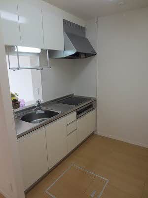  ウィステリア B棟