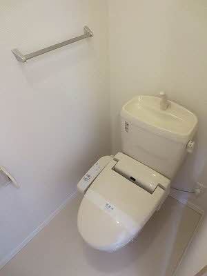  ウィステリア B棟