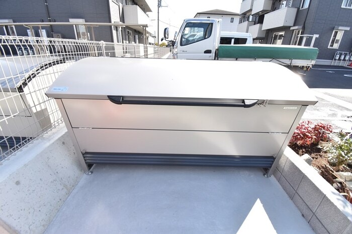 ゴミ庫 ユニヴェール B棟