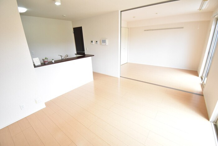 ＬＤＫ１２帖～洋室６帖 ウィステリア太田