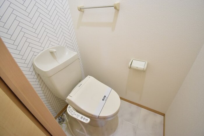 温水洗浄暖房便座 フォレストⅡ B棟