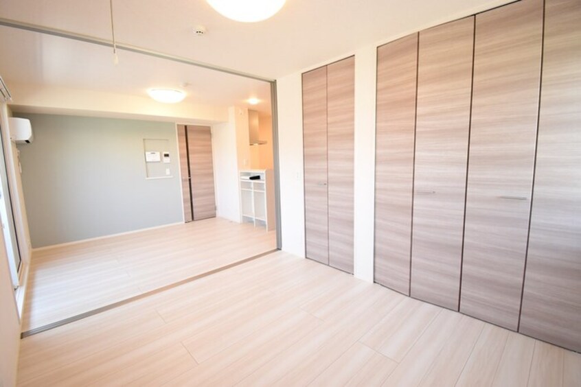 洋室５．３帖 ユニヴェール D棟