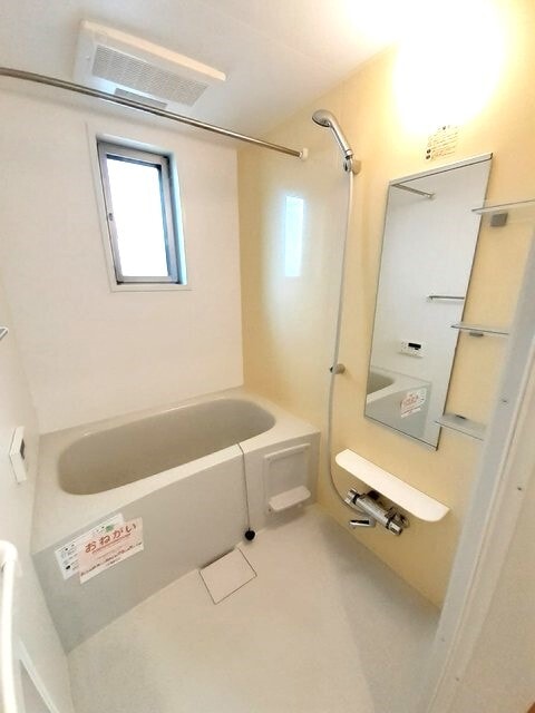 バス／シャワールーム等 フランシャンブル