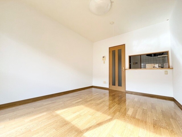 洋室 デロリアン