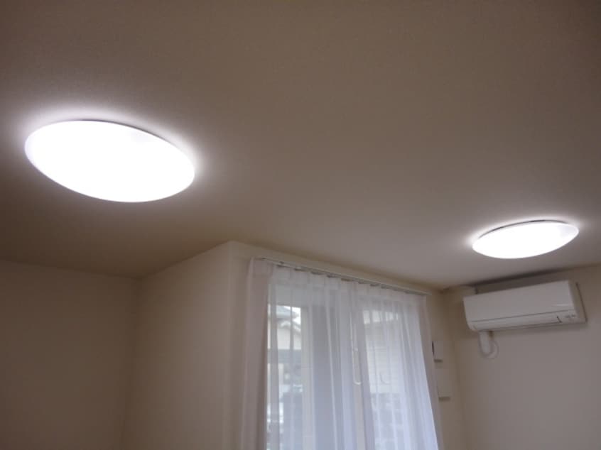 照明 キャトルレーヴ