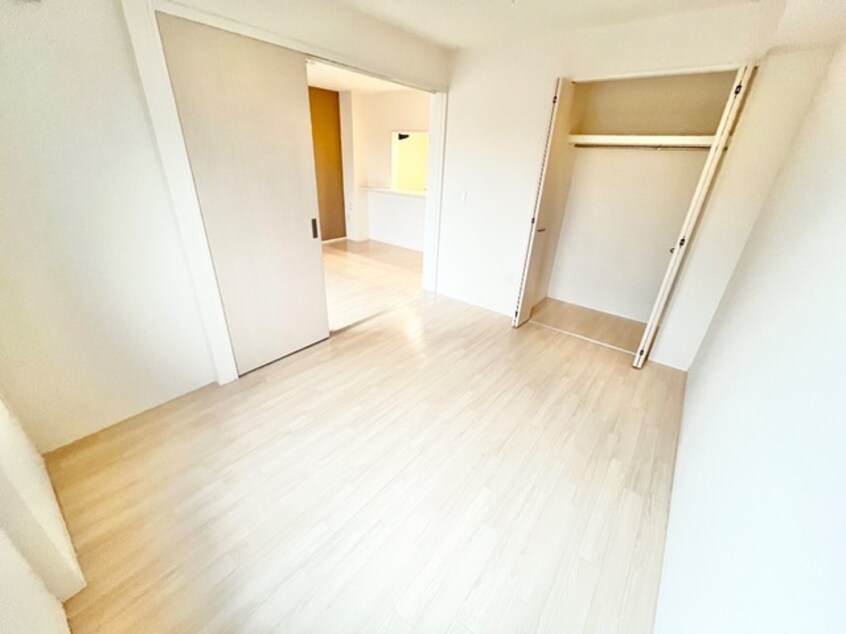 洋室とリビング グラン フェリシア Ⅱ