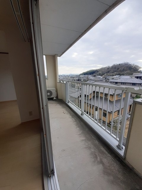 バルコニー ニューマリッチミマヤ