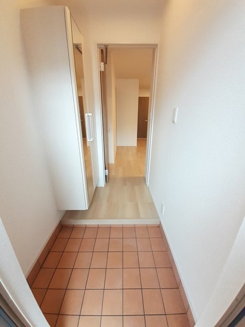 玄関 マクール国分寺Ｃ