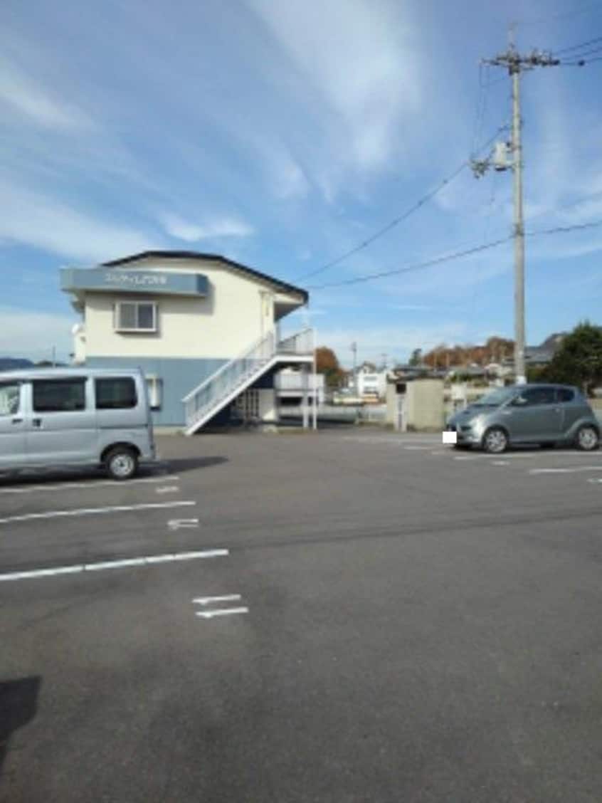 駐車場 エルディム六万寺