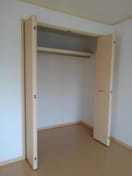 収納 エルディム六万寺