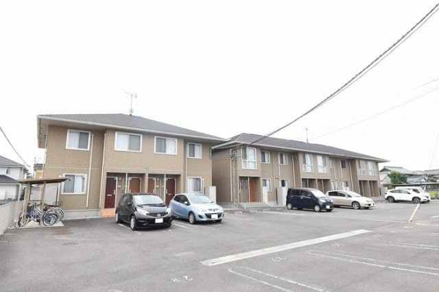 駐車場 アルフレッサⅡ