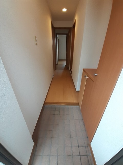 玄関 Ｍコート　Ａ