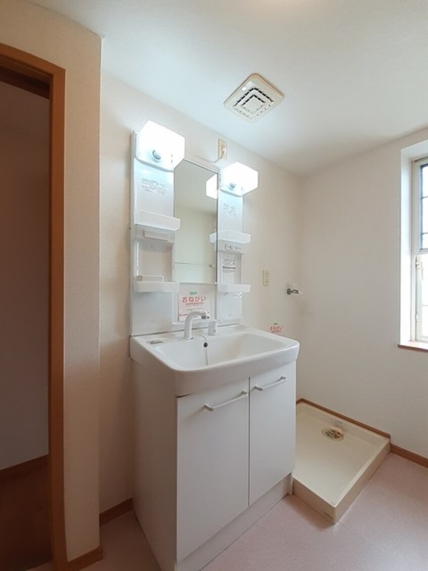 洗面所 バウムＡ