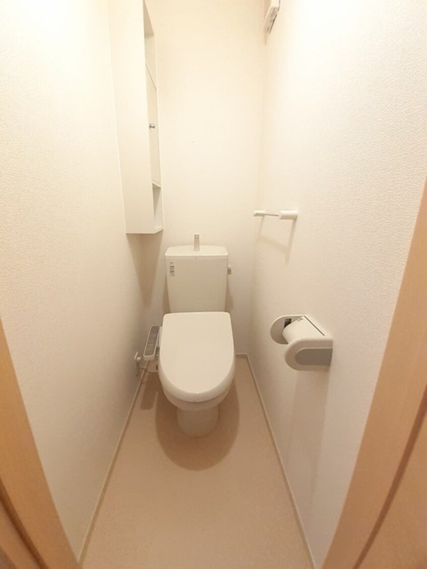 トイレ サン　クレスト