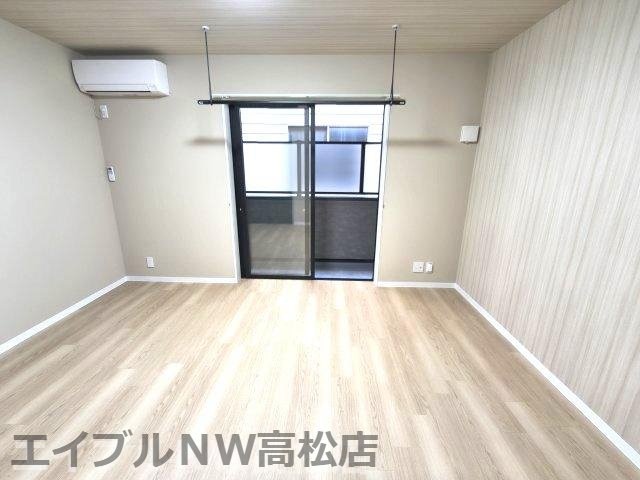  シャリンティア