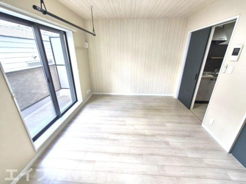  シャリンティア