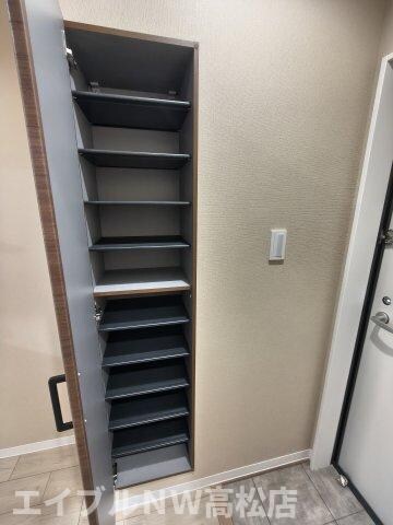  シャリンティア