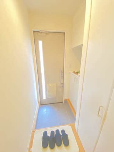  シャーメゾン空港通り B棟