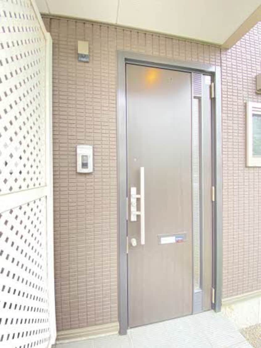  シャーメゾン空港通り B棟