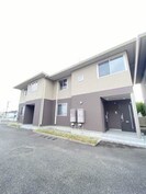 シャーメゾン空港通り A棟の外観