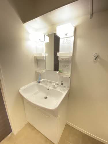  シャーメゾン空港通り A棟