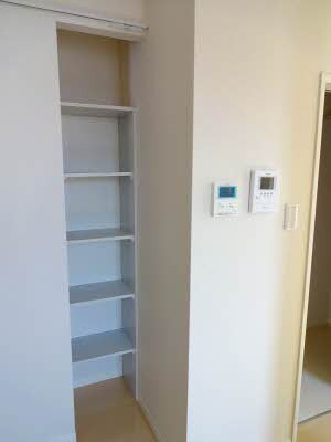  シャーメゾン上林 B棟