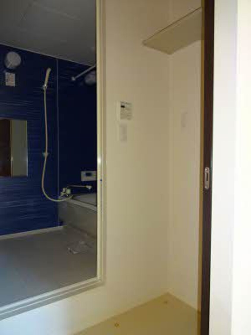  シャーメゾン上林 B棟