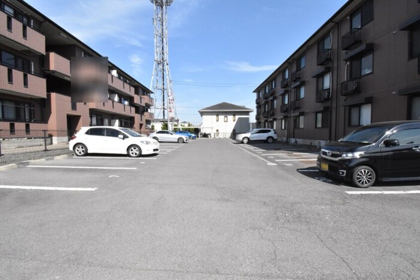 駐車場 グレイスフルＹ B棟
