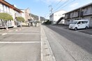前面道路 ファミール木村