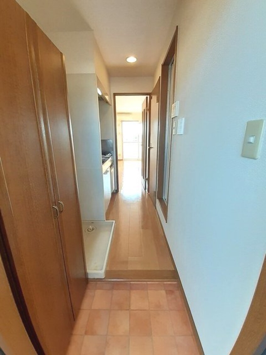 玄関 ジョイフル　井上