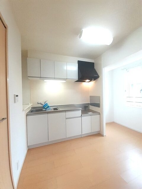 キッチン ナリッシュＬｅｅ　Ⅱ