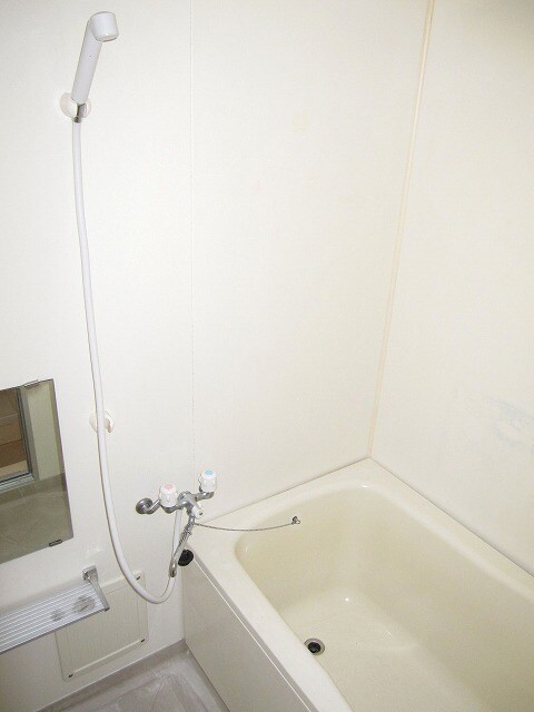 バス／シャワールーム等 ニューシティー八栗口Ｂ