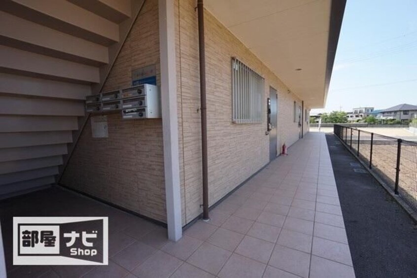  フォブール立石