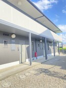 バリュージュ泉保の外観