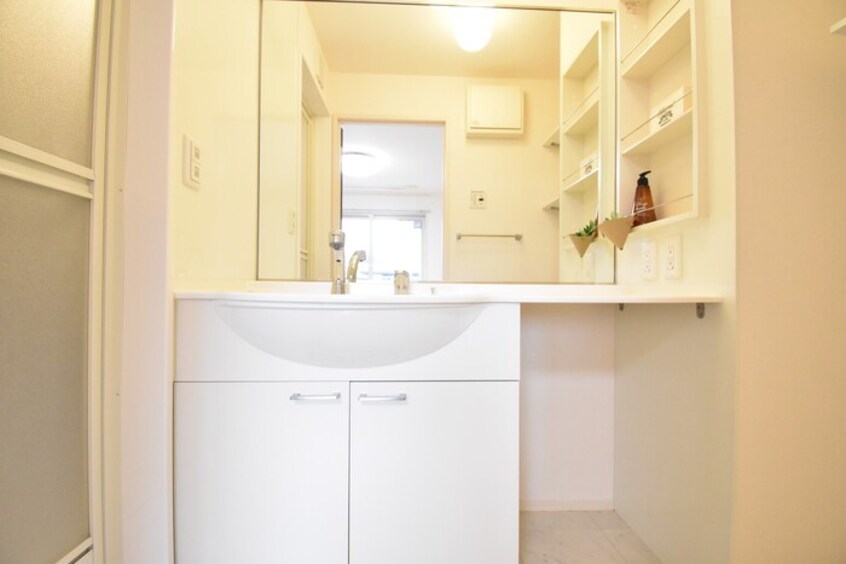 洗髪洗面化粧台 naissance・yama