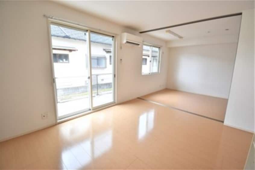 ＬＤＫ１１．５帖～南洋室６帖 アウローラ