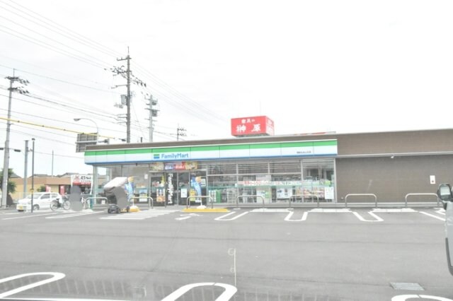 ファミリーマート高松仏生山北店 カルテット D棟