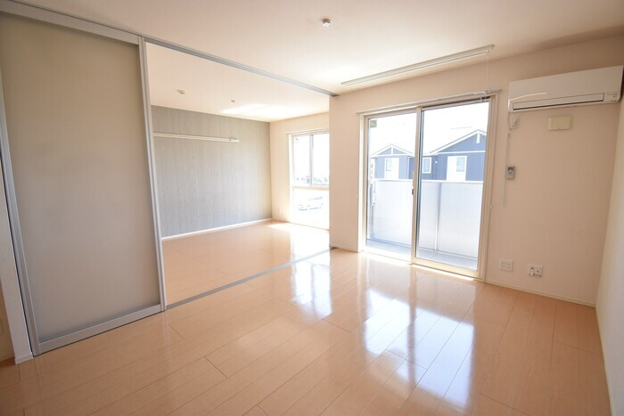 ＬＤＫ１２．４帖～洋室６帖 ガーデンクォーツ B棟