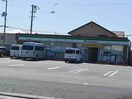 ファミリーマート(コンビニ)まで538m グレイスフル屋島 B棟