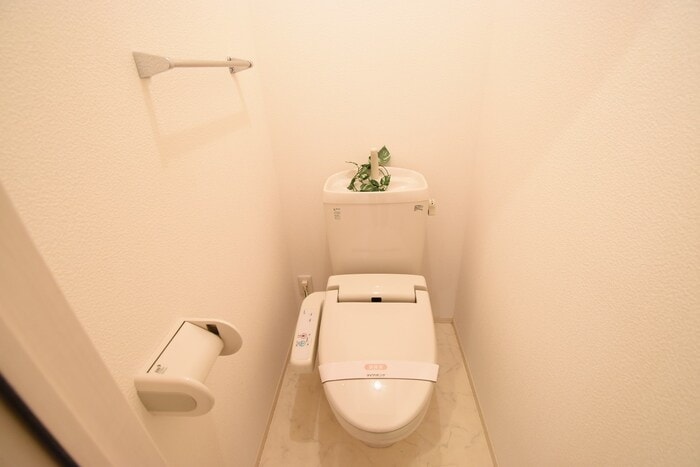 温水洗浄暖房便座 サンパティーク B棟