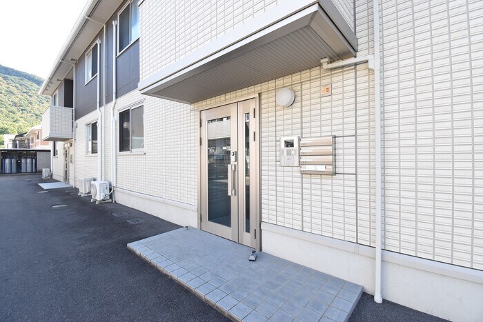 エントランス シャインポート屋島G・H棟 H棟