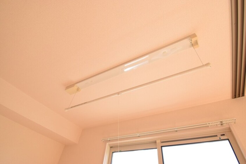 室内物干し シャインポート屋島G・H棟 H棟