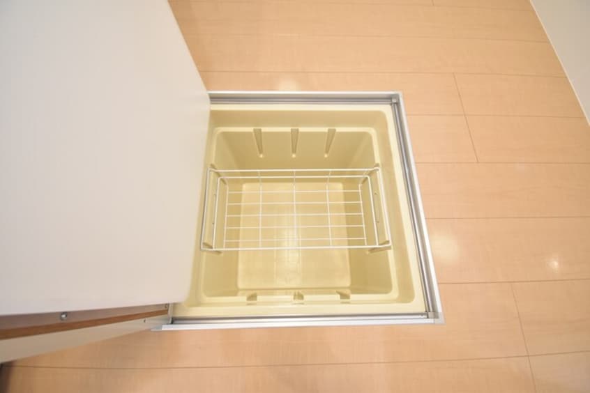 キッチン床下収納 セジュール三条