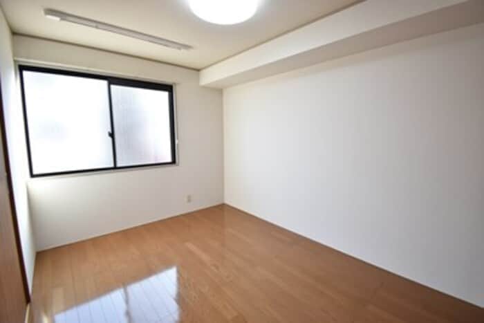 南洋室６帖 セジュール松縄 B棟