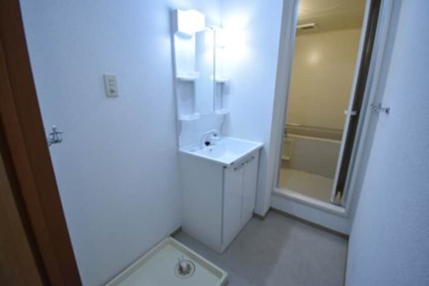 室内洗濯機置場・洗髪洗面化粧台 セジュール松縄 B棟