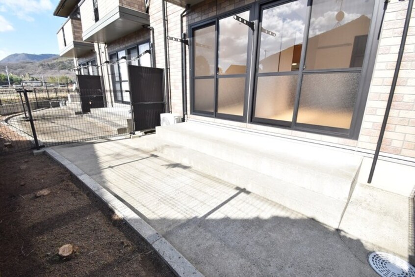 専用庭 パストラルみまや Ａ棟