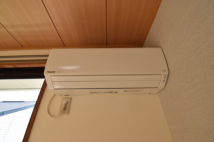 エアコン（和室） ラフィーネ A棟