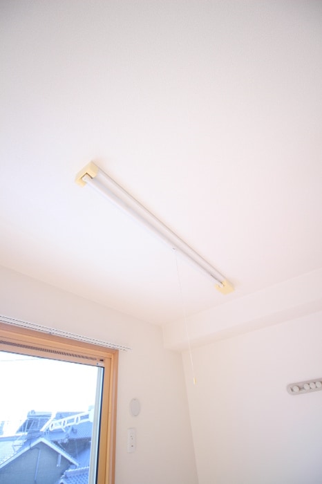 室内物干 Ｔ’ｓスクエア D棟